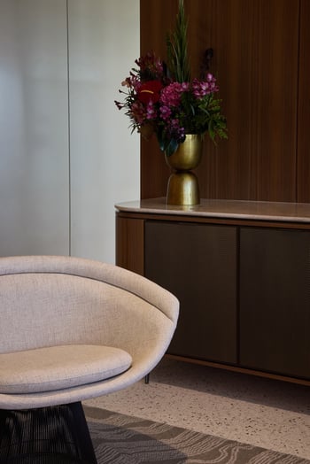 DAN_Law-Firm_San-Francisco_Linea_American-Walnut_02_WEB