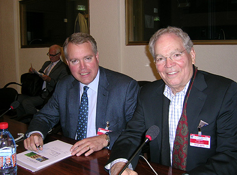 Hans-Joachim Danzer, CEO Danzer (left) and Marc Brinkmeyer, Idaho Forest Group (right) after the panel discussion.