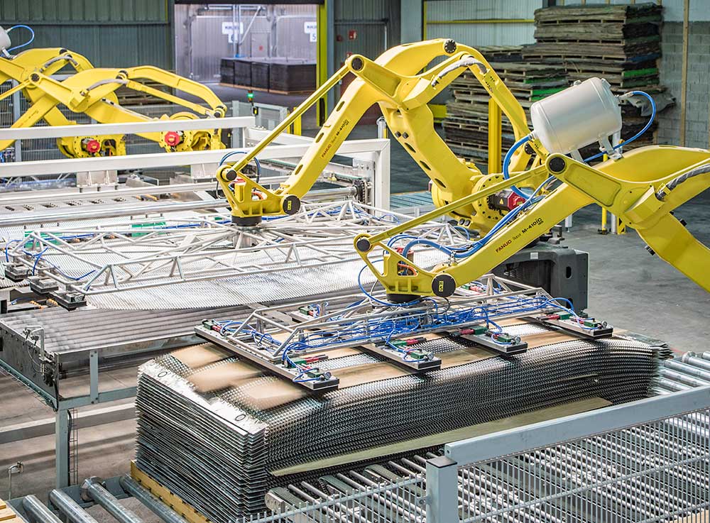 The capacity addition in France increased Danzer’s production capacity by 20,000 m³ - The new production line is heavily automated and uses 6 robots.
